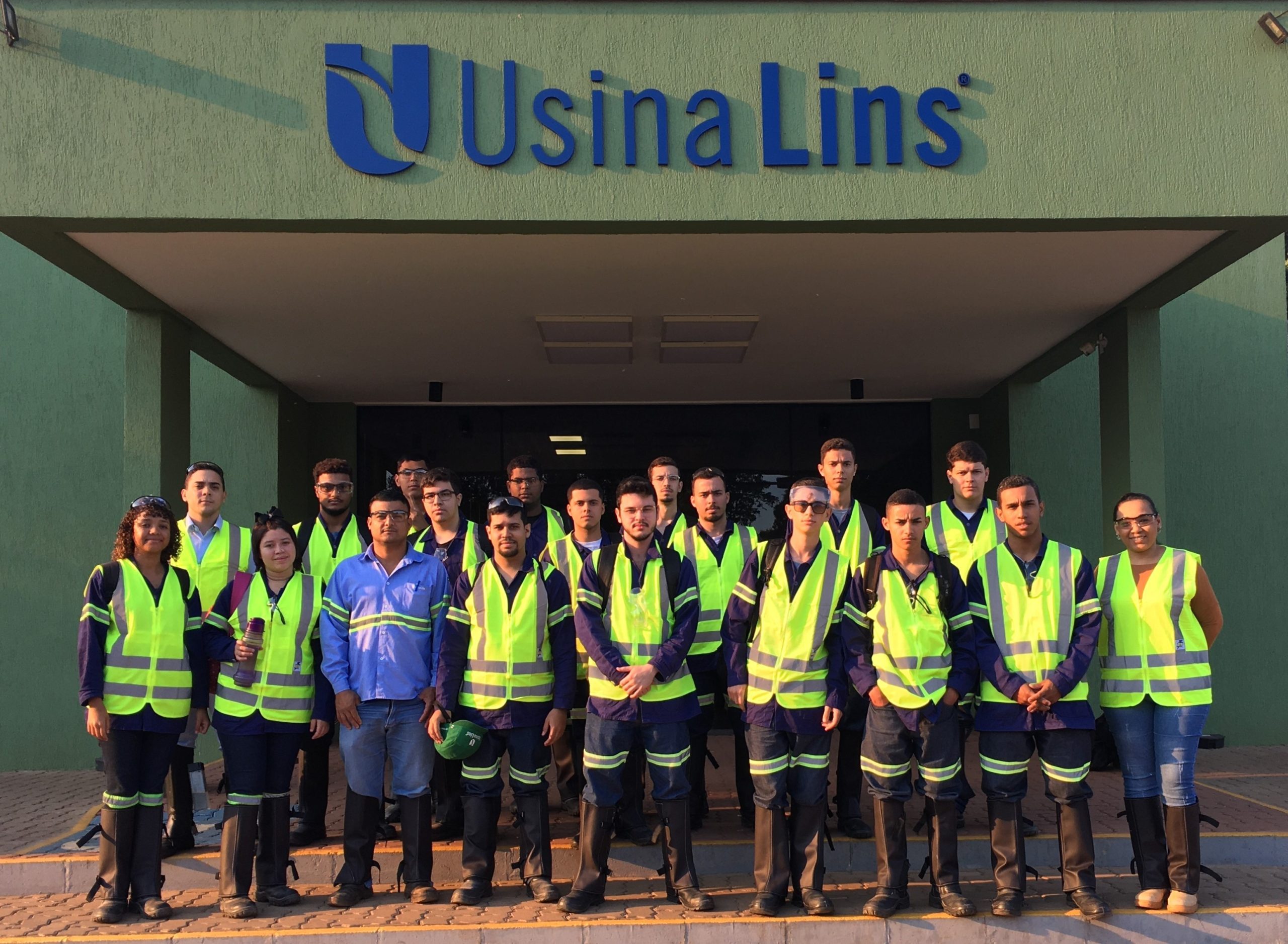 Programa Jovem Aprendiz da Usina Lins  capacita jovens e inspira novas gerações